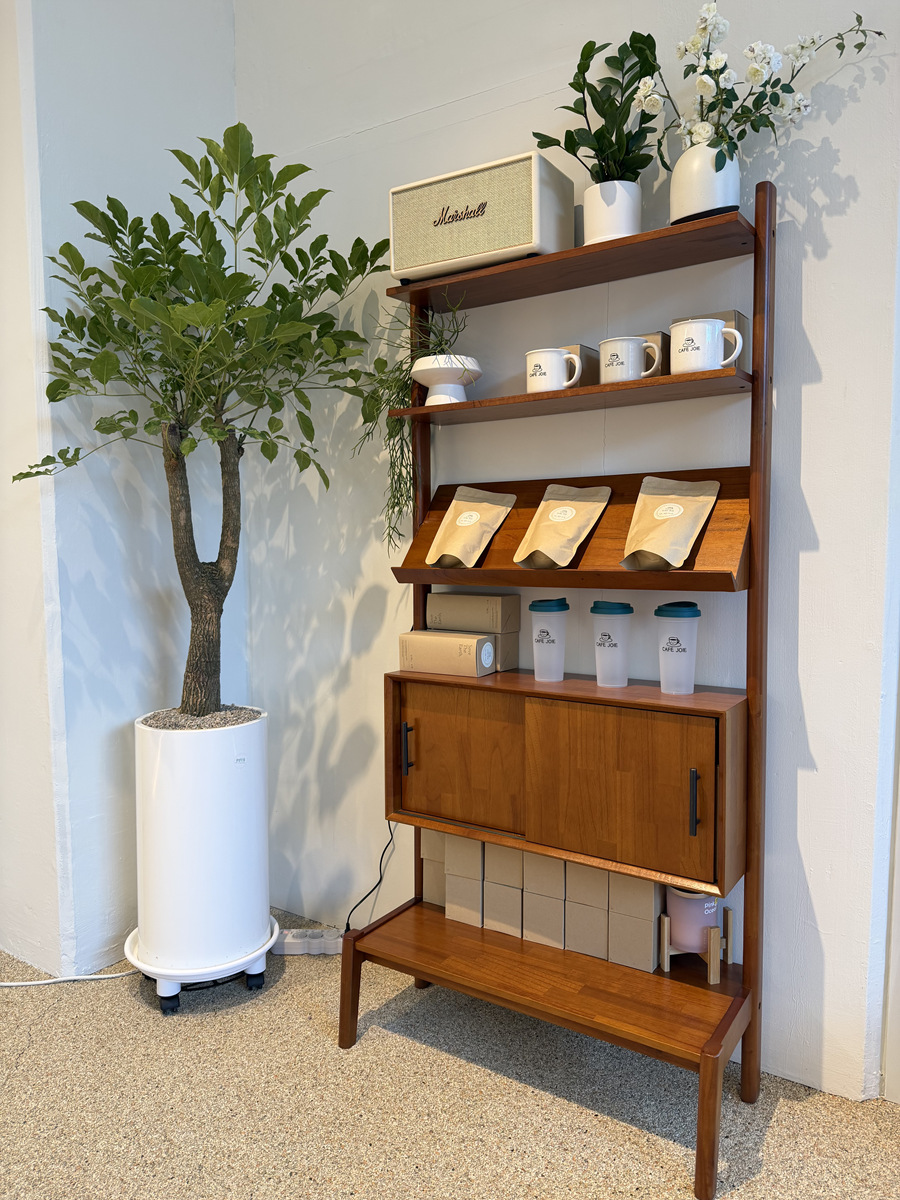 cafe 주와 '너무 이쁜 실내공간' - JH타워 1F